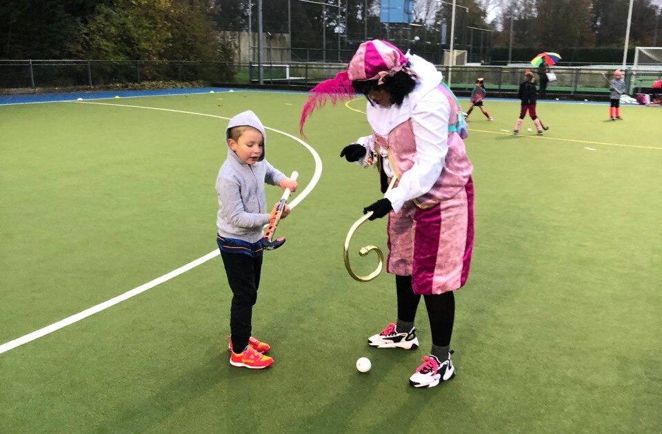 Hockeyen Met Pieten Bij Qui Vive - Nieuwe Meerbode