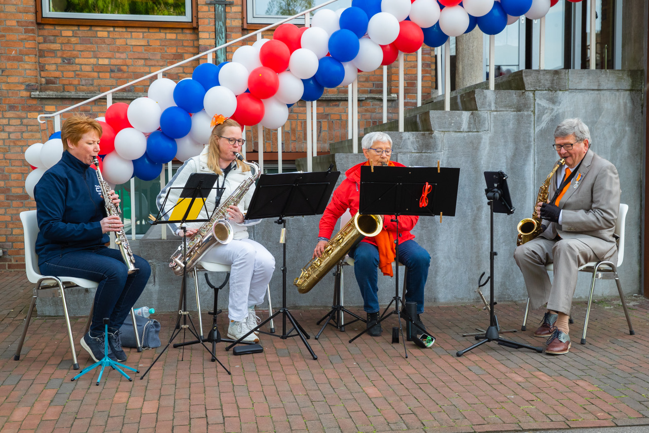 Veel Muziek Tijdens Aubade Bij En In Het Raadhuis - Oozo.nl