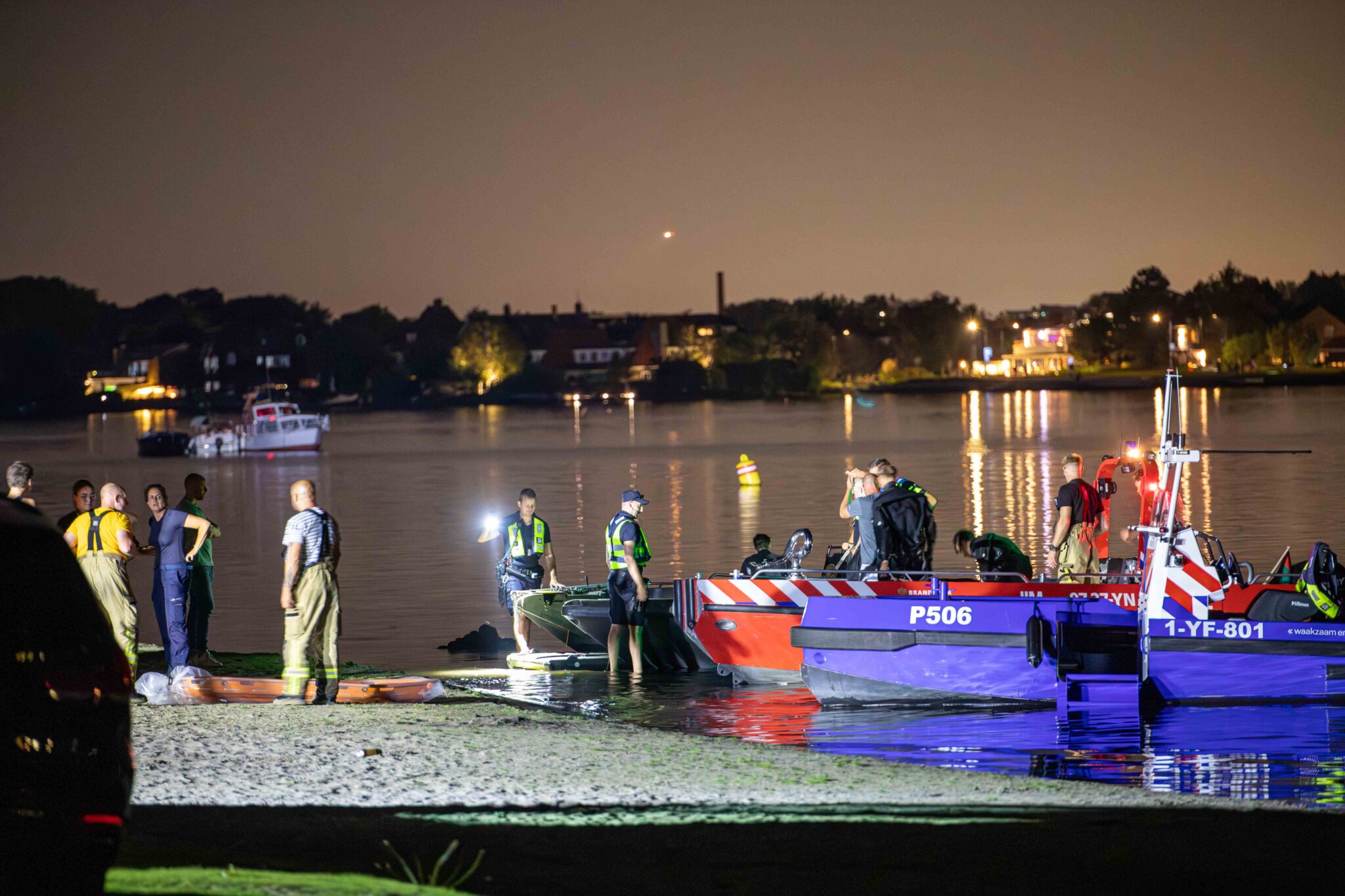 Vermiste Zwemmer Na Lange Zoektocht Aangetroffen - Nieuwe Meerbode