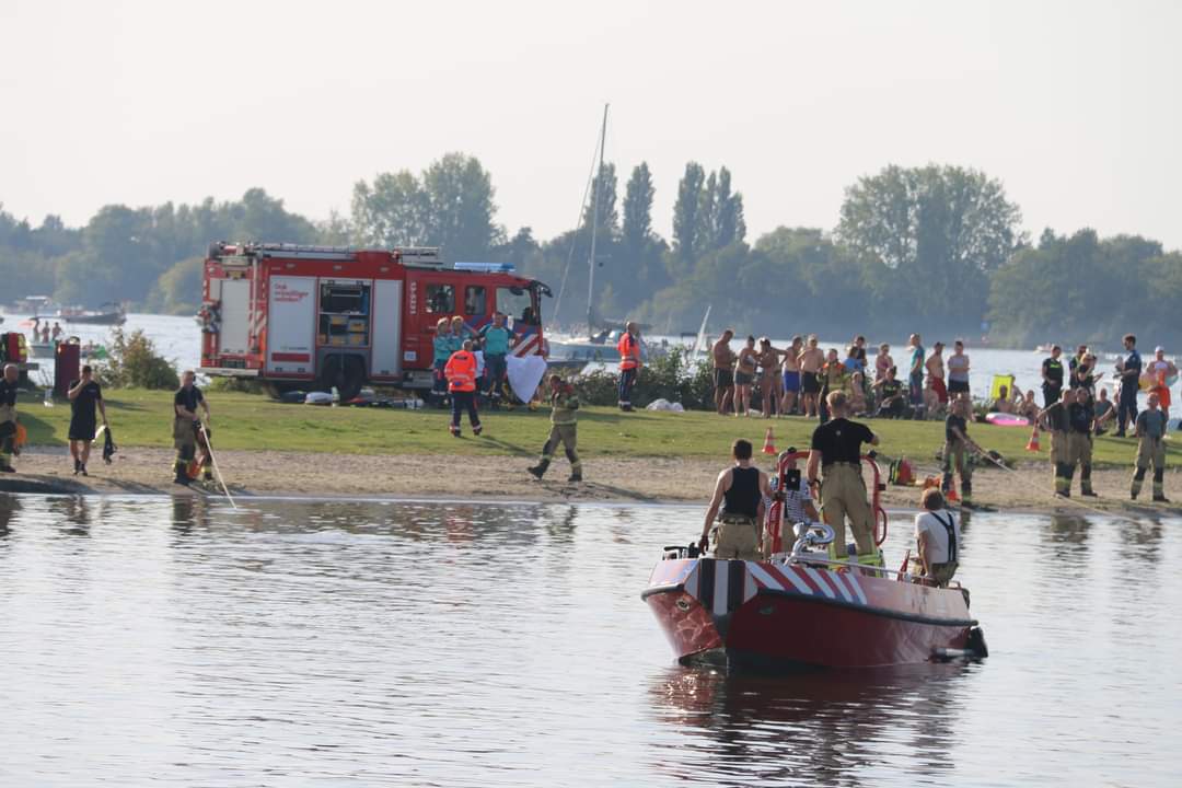 Vermiste Zwemmer Na Lange Zoektocht Aangetroffen - Nieuwe Meerbode