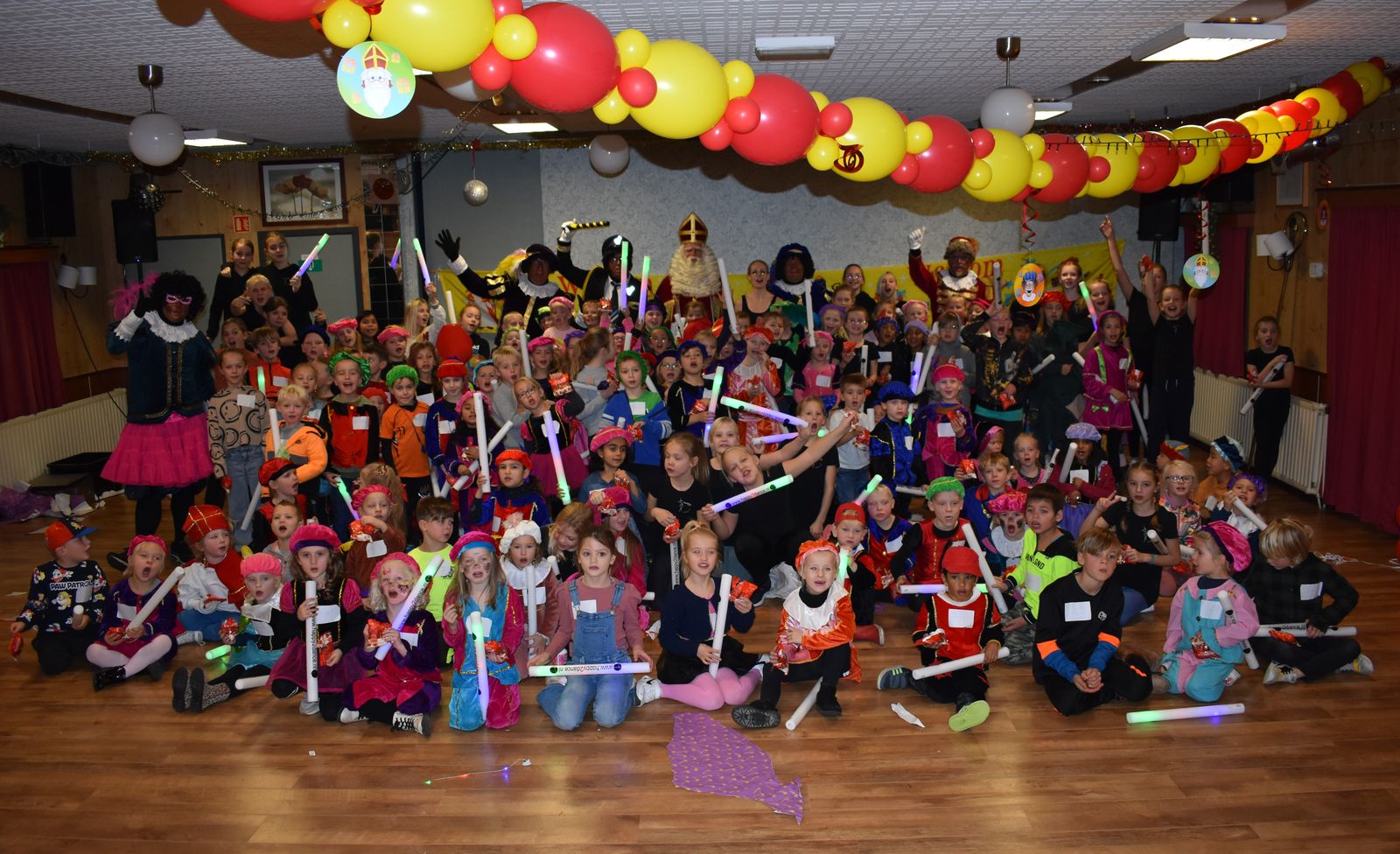 Start Verkoop Kaarten Voor Sinterklaasfeest In Oost Nieuwe Meerbode